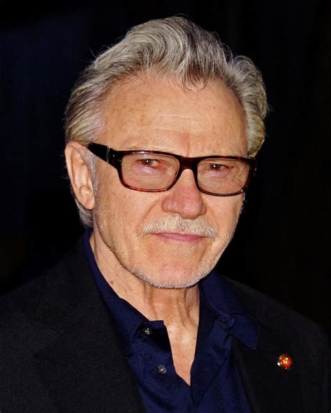 harvey keitel height in inches